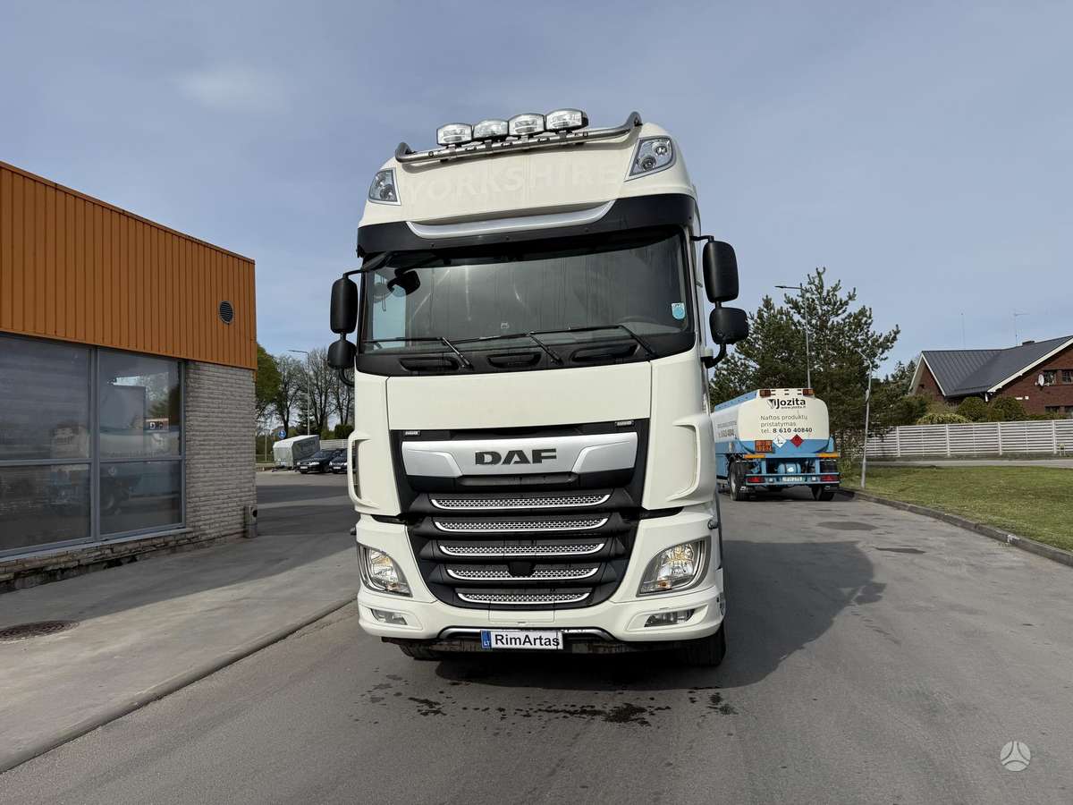 DAF XF530, double sleeper