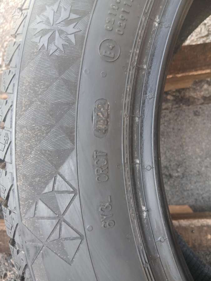 Continental, universalios 235/55 R18