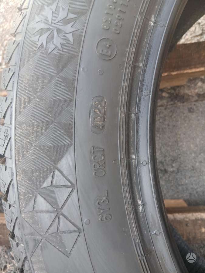 Continental, всесезонные 235/55 R18