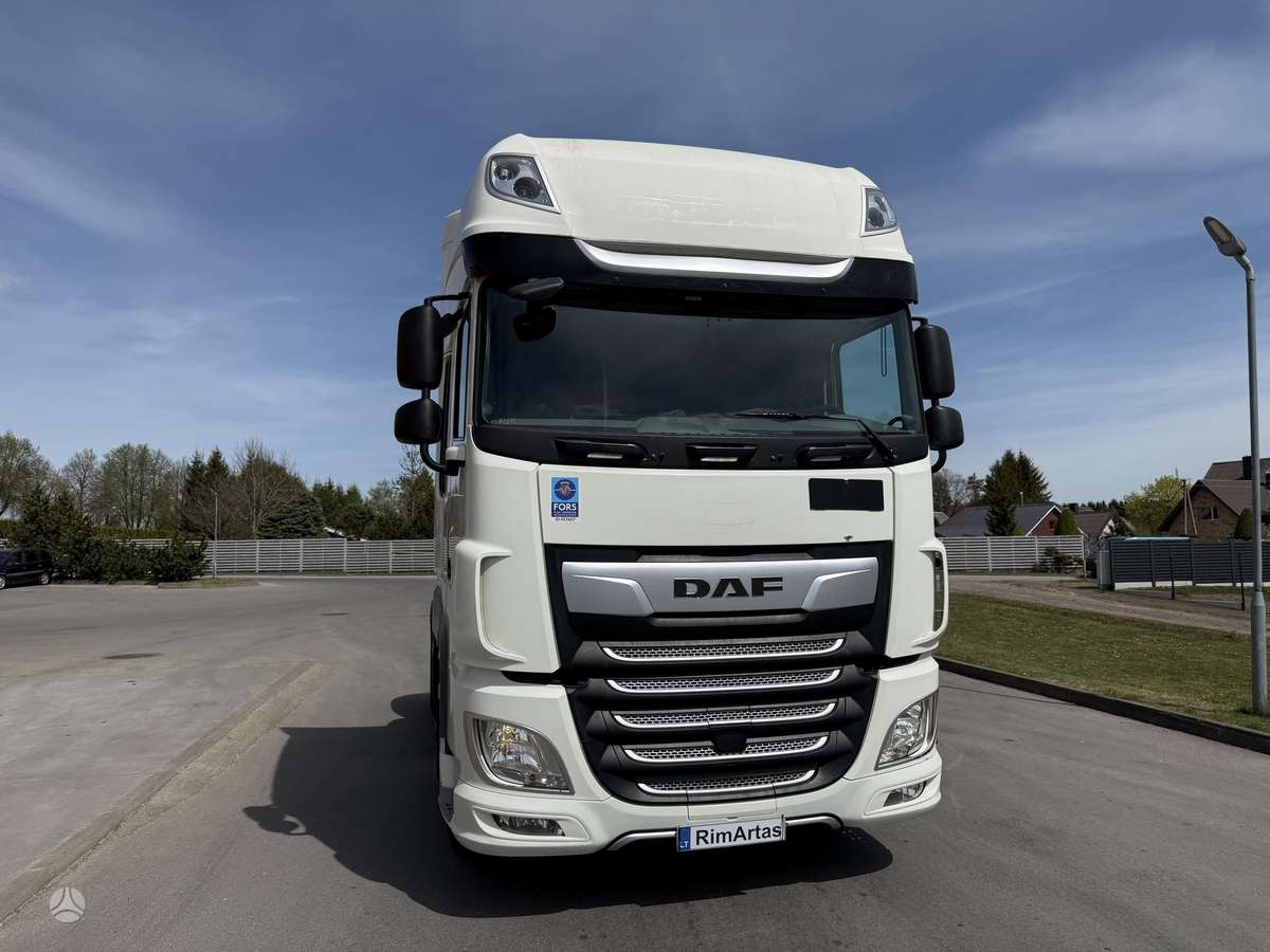 DAF XF480, double sleeper