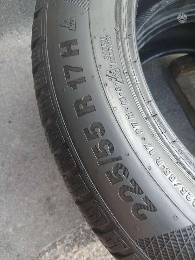 Continental, universalios 225/55 R17