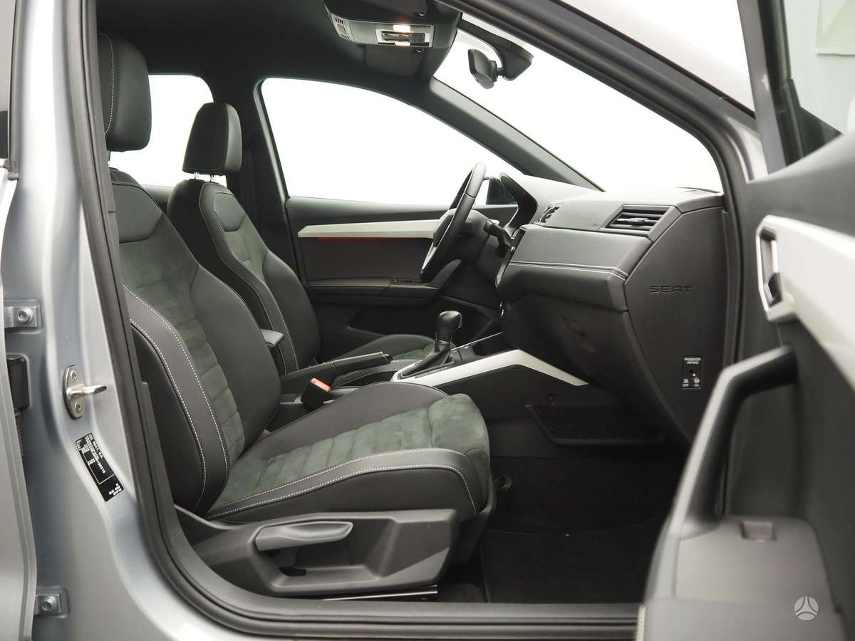 SEAT Arona - 11