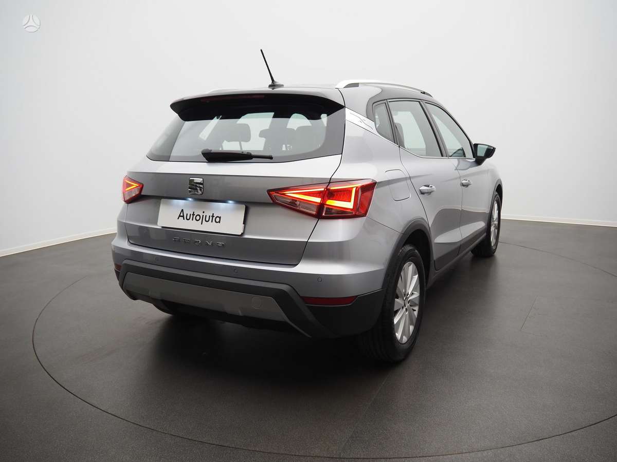 SEAT Arona - 4