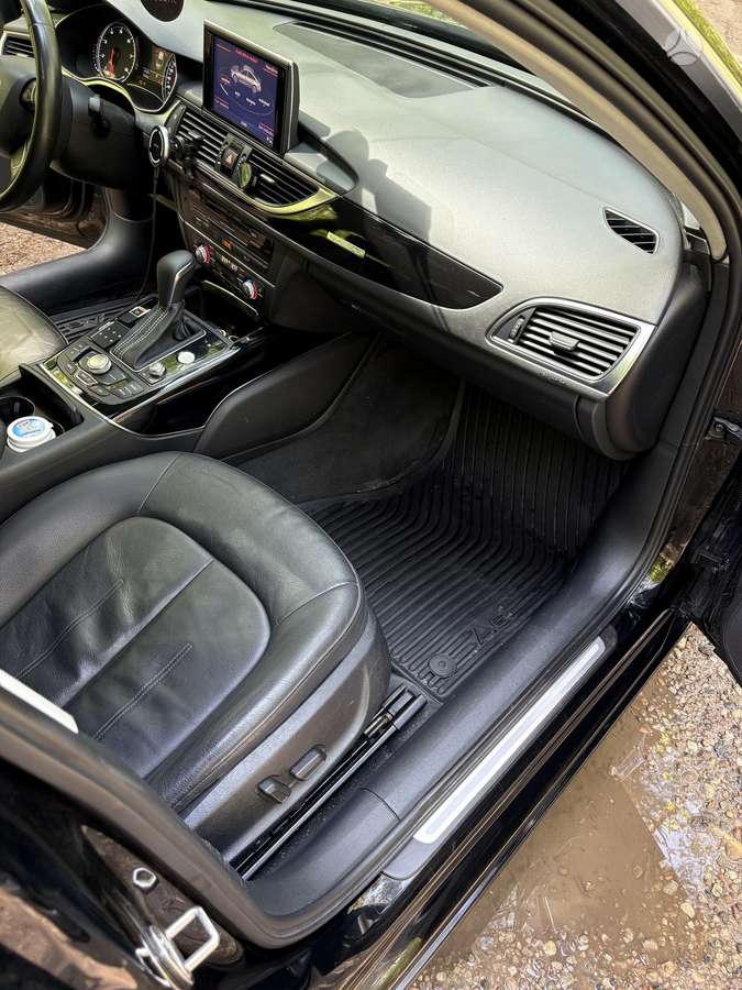 Audi A6, 3.0 l., Седан