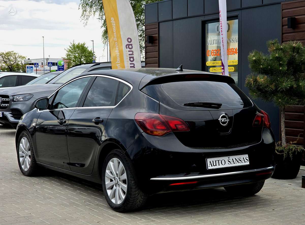 Opel Astra, 1.7 l., hatchback