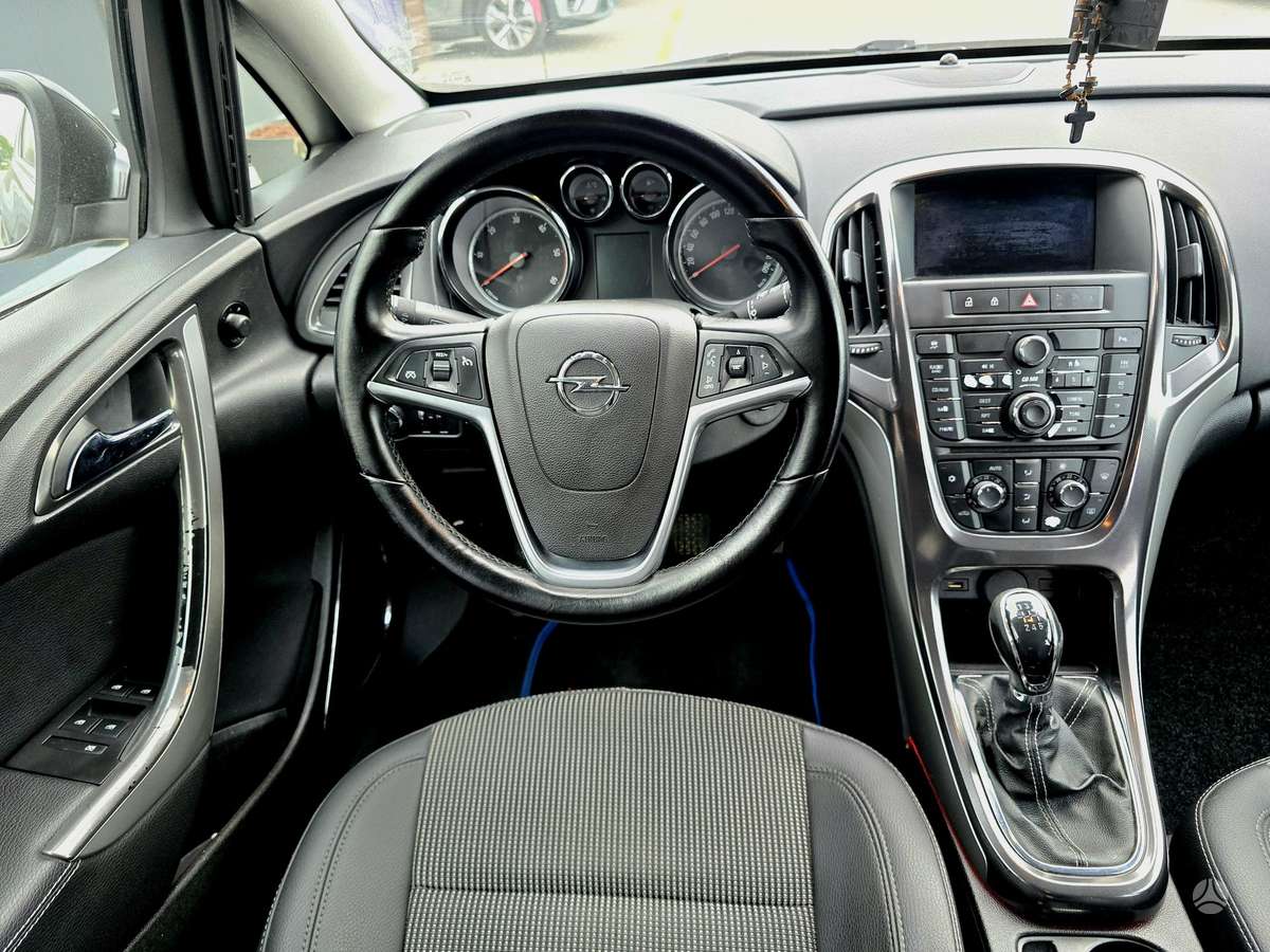 Opel Astra, 1.7 l., hatchback