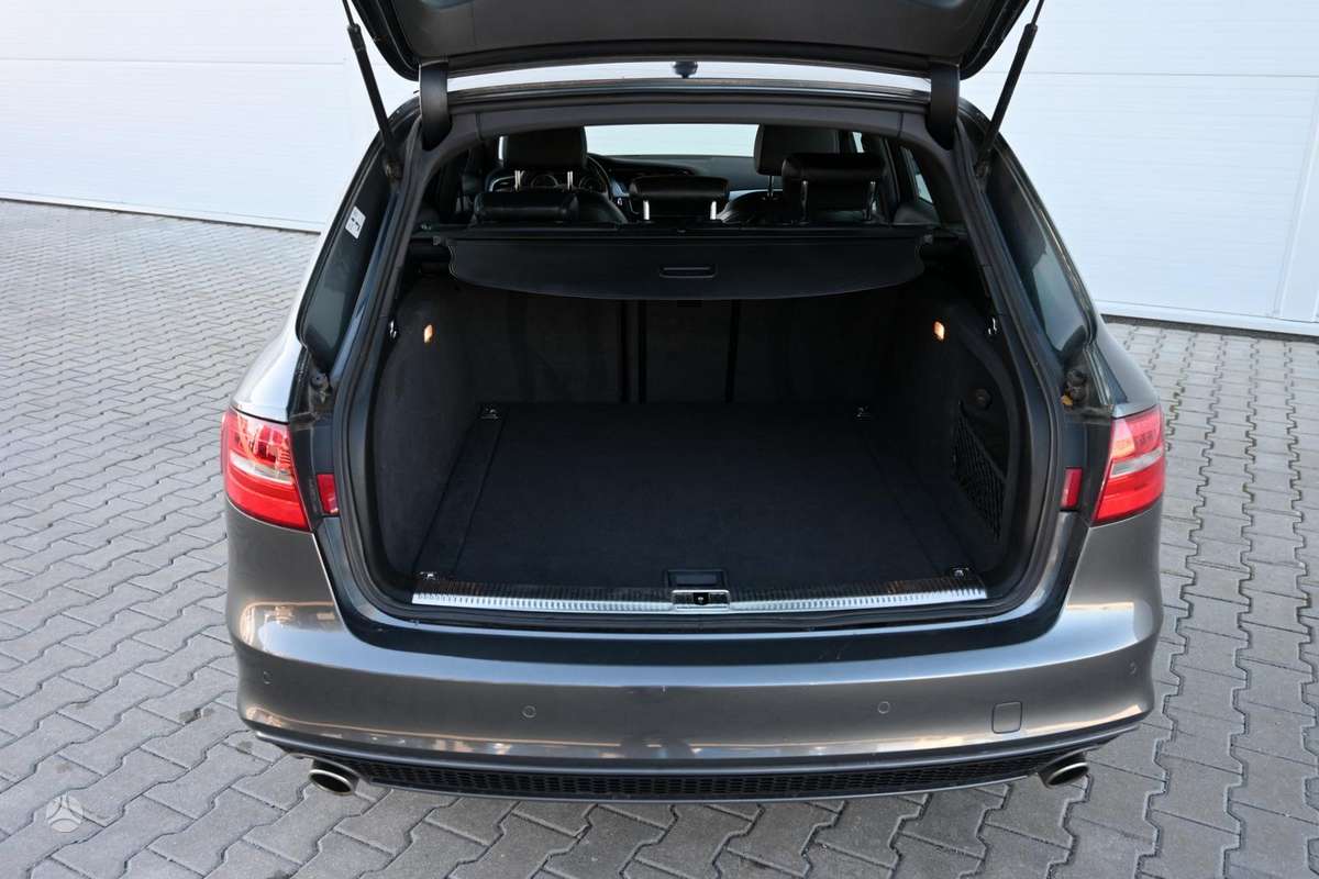 Audi A4, 3.0 l., Универсал