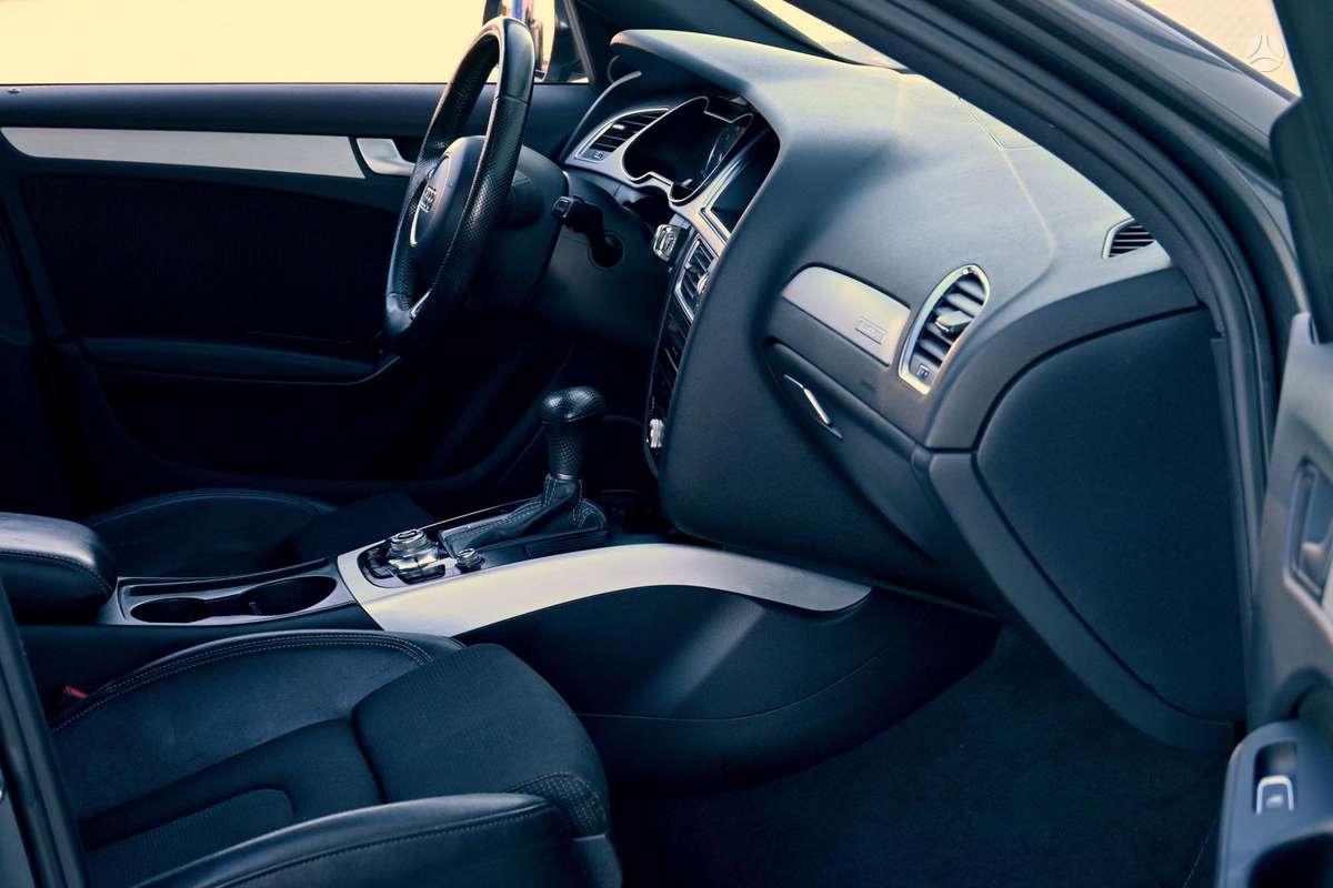 Audi A4, 3.0 l., Универсал