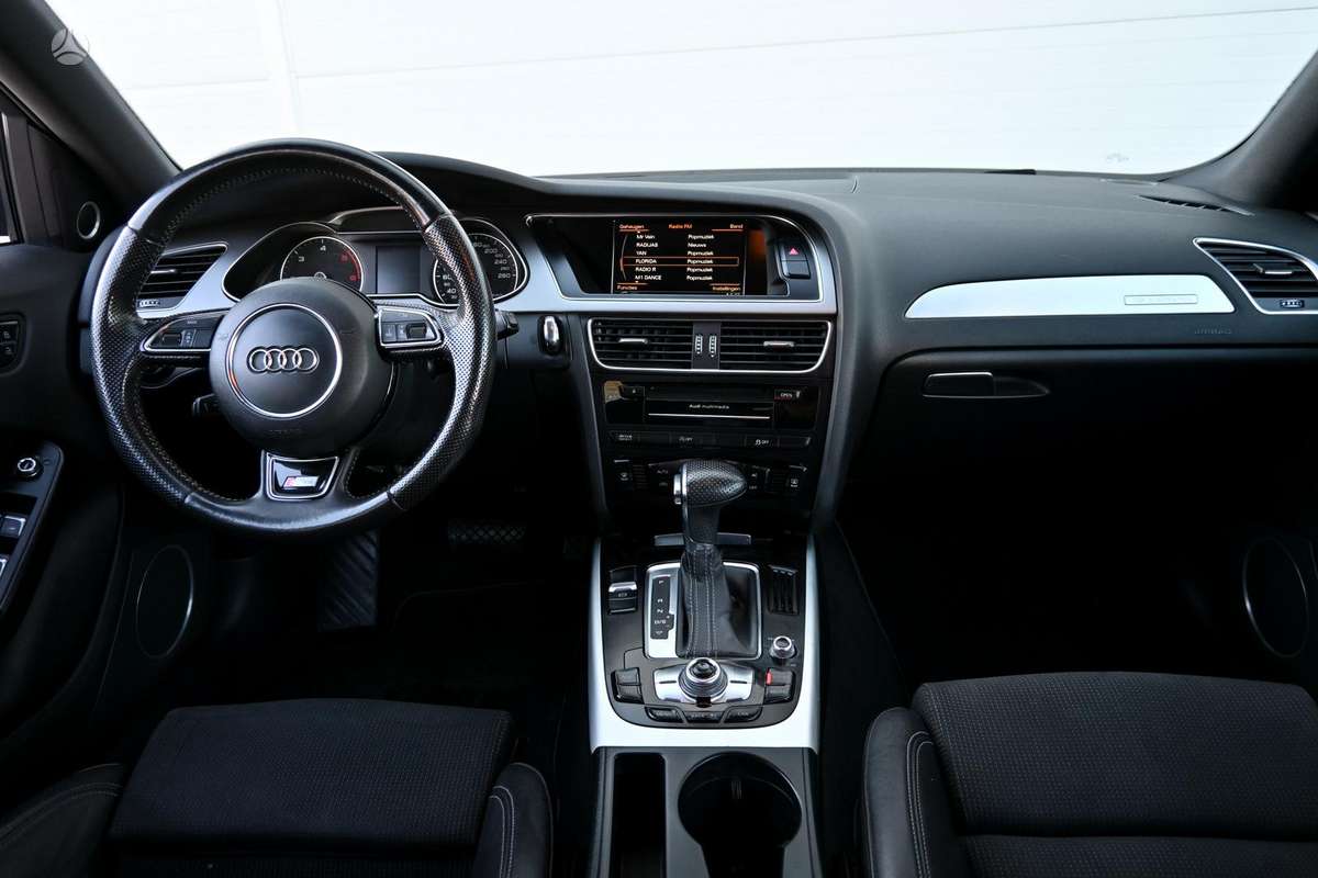 Audi A4, 3.0 l., Универсал