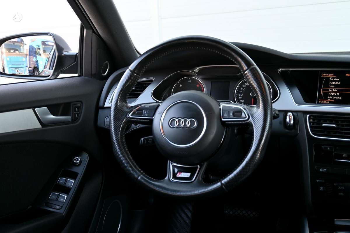 Audi A4, 3.0 l., Универсал