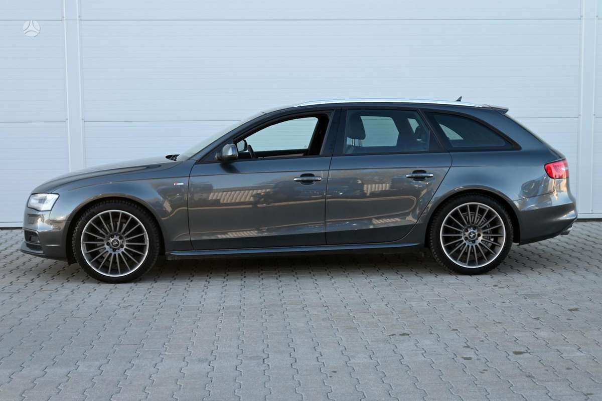 Audi A4, 3.0 l., Универсал