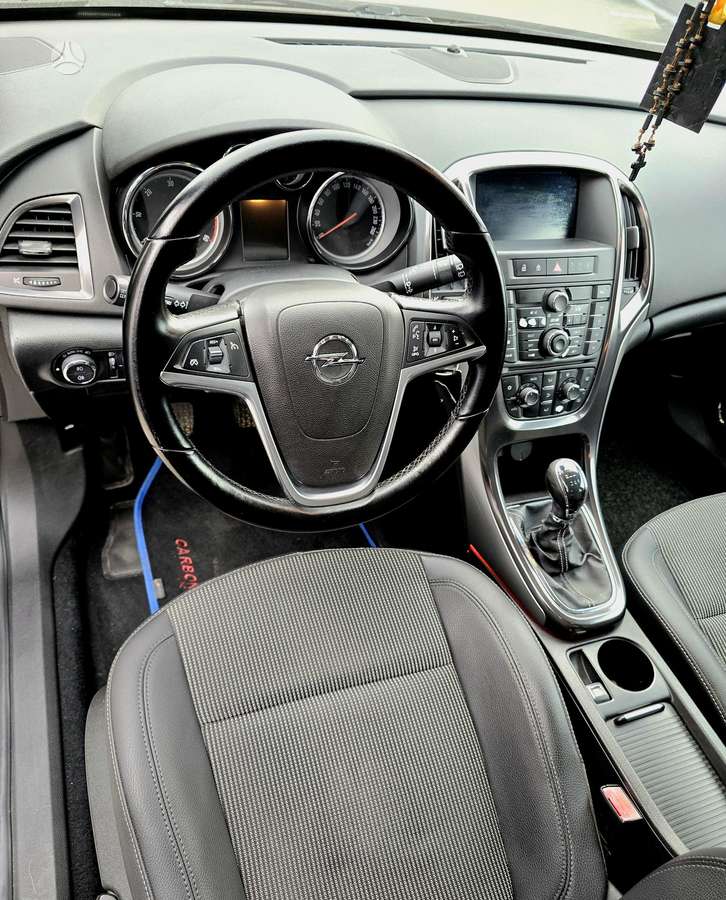 Opel Astra, 1.7 l., hatchback