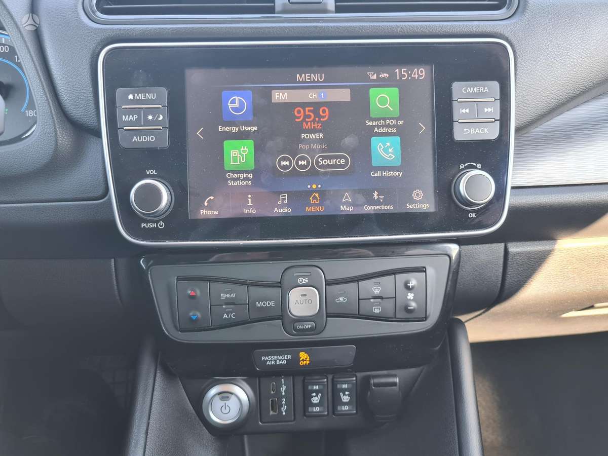 Nissan Leaf, 62 kWh, hatchback