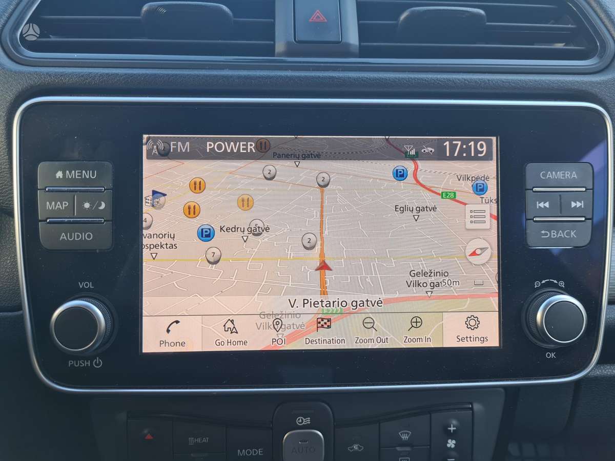 Nissan Leaf, 62 kWh, hatchback