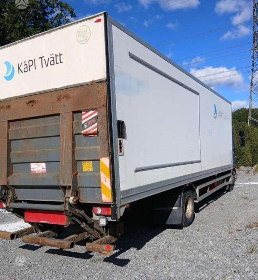 Volvo 240, box trucks / box vans