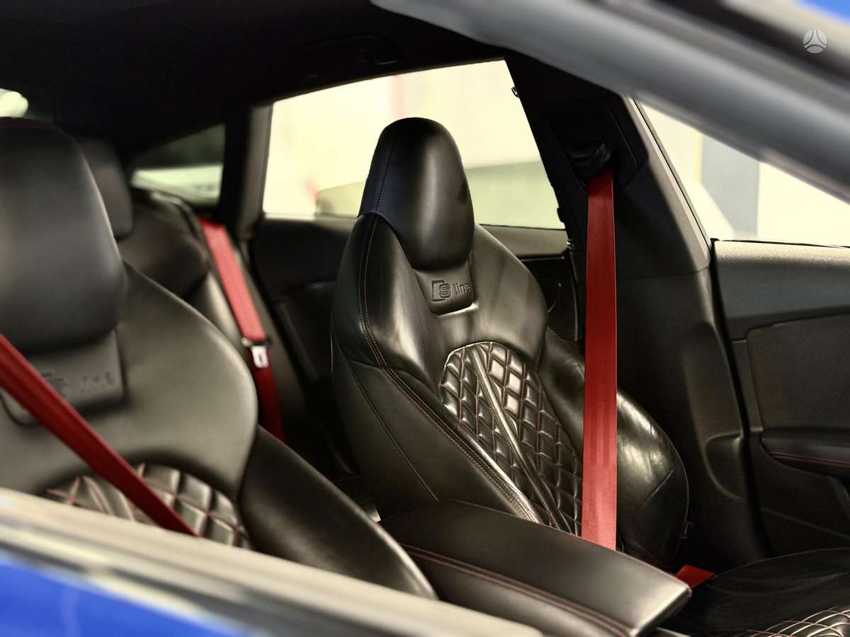 Audi A7, 3.0 l., hatchback