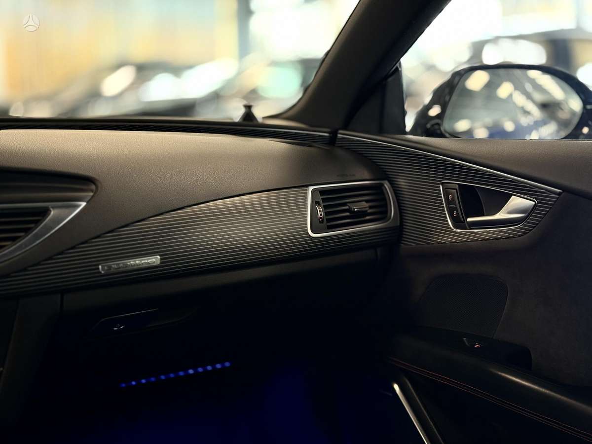 Audi A7, 3.0 l., hatchback