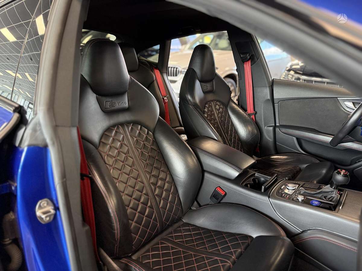 Audi A7, 3.0 l., hatchback