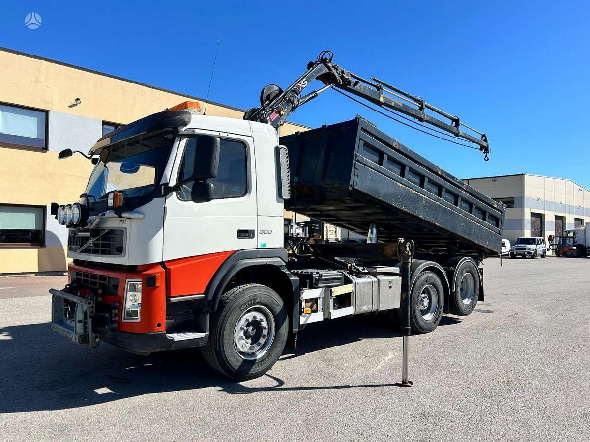 Volvo FM300, самосвалы с краном