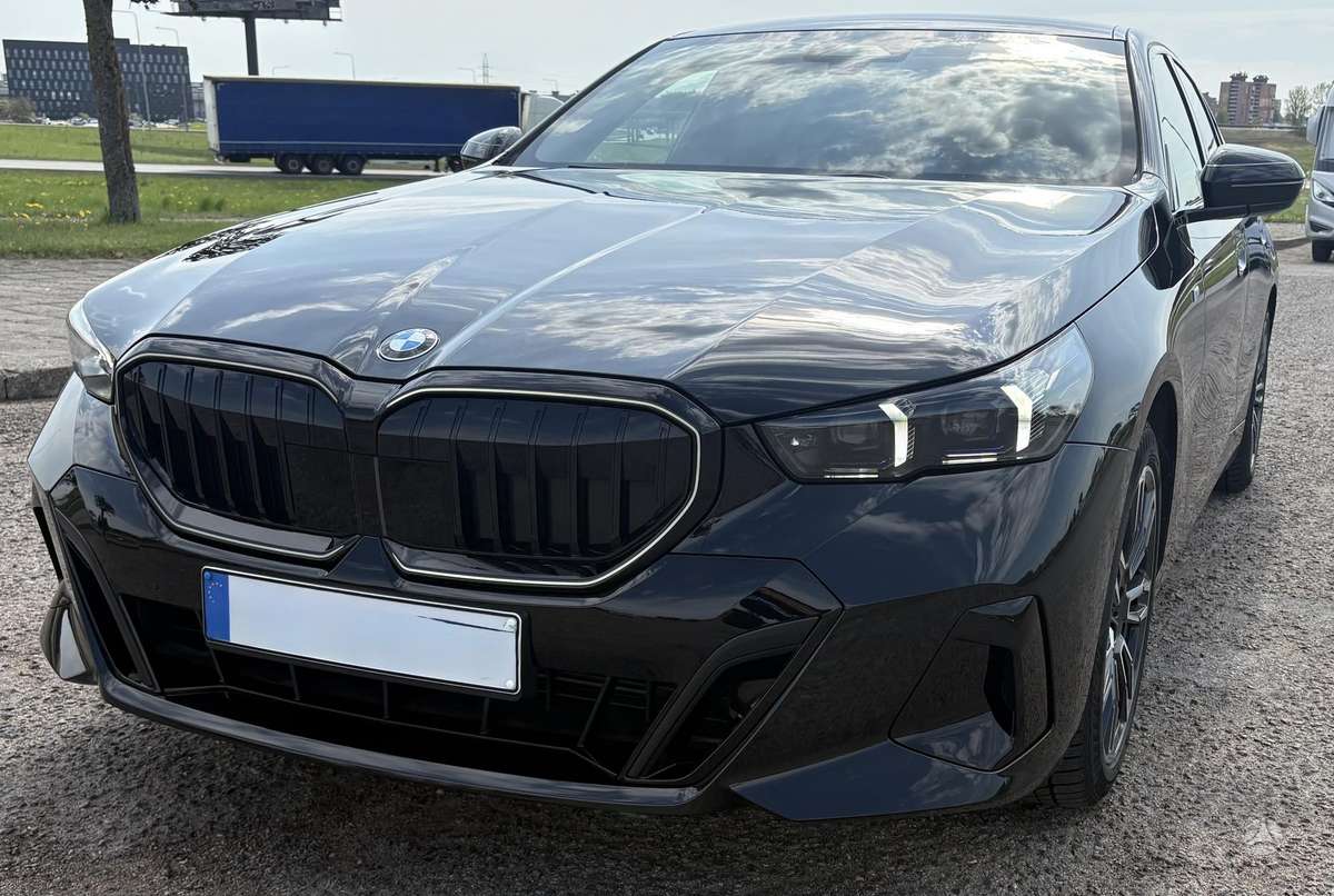 BMW 520, 2.0 l., Седан