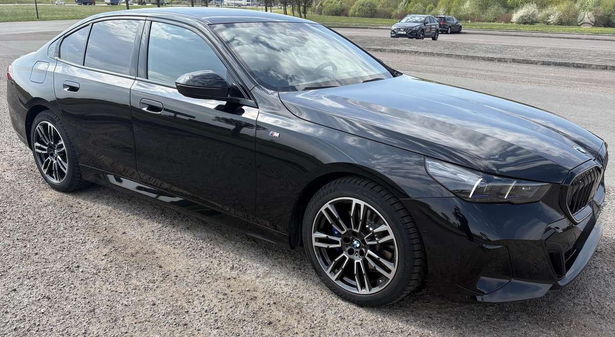 BMW 520, 2.0 l., Седан