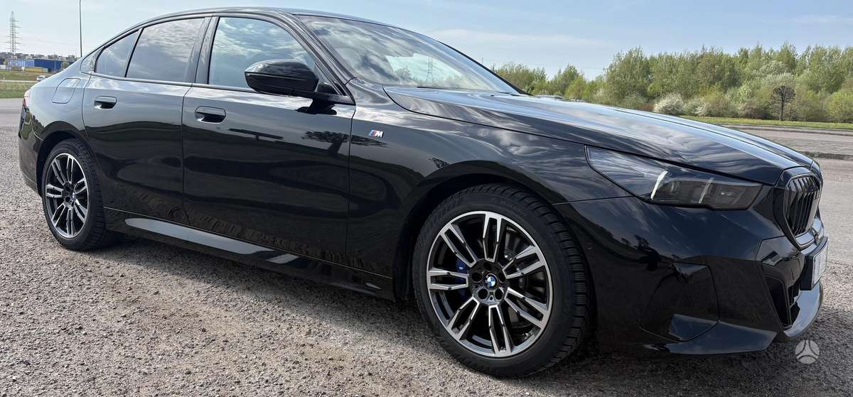 BMW 520, 2.0 l., Седан