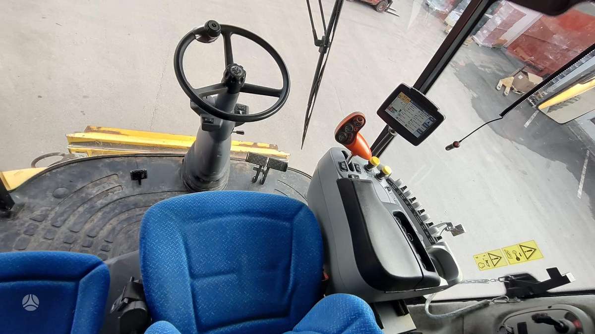 New Holland CX8080, комбайны