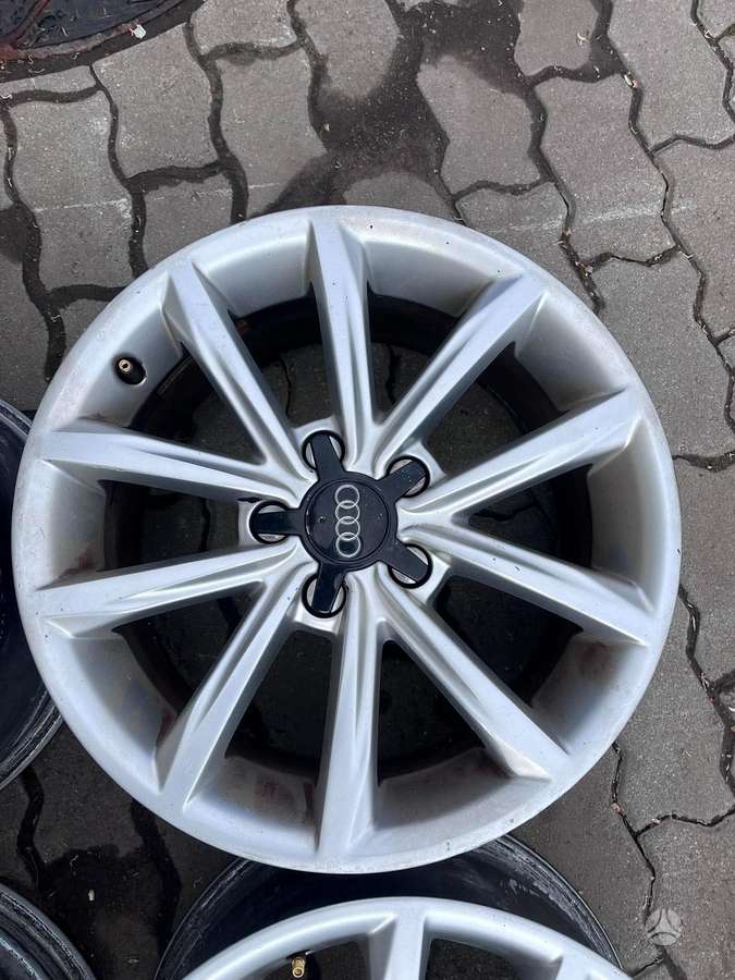 Audi, lengvojo lydinio, R17