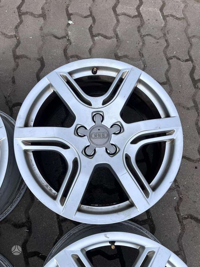 Audi, light alloy, R18