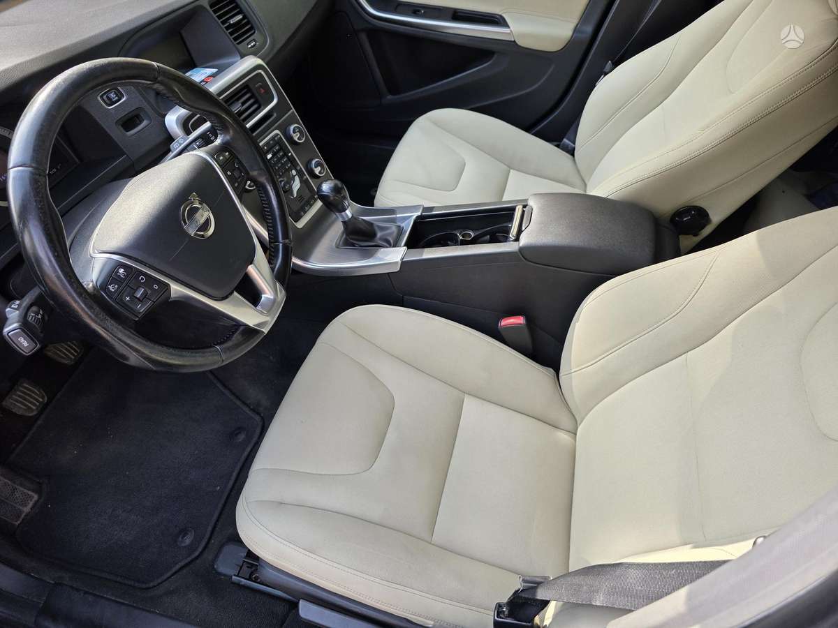 Volvo V60, 2.0 l., wagon