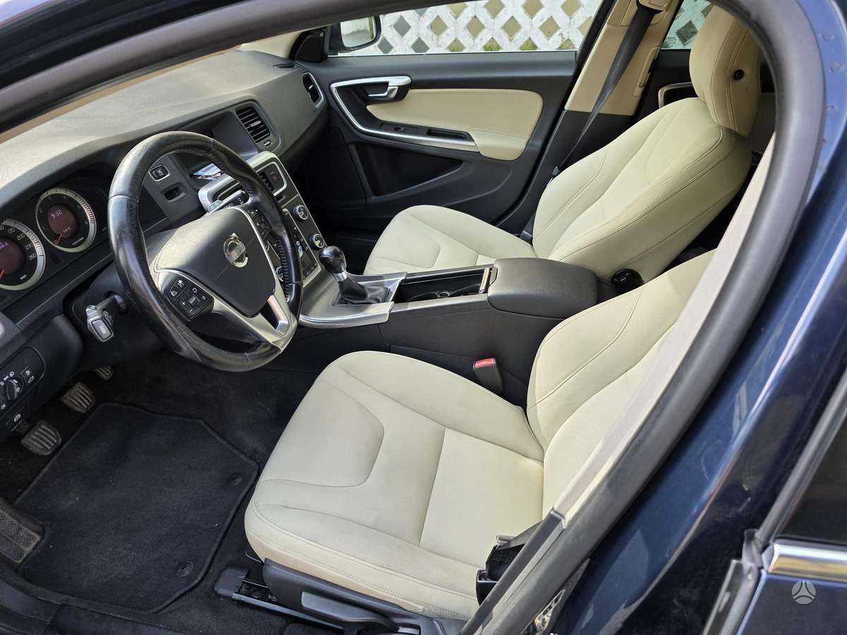 Volvo V60, 2.0 l., wagon