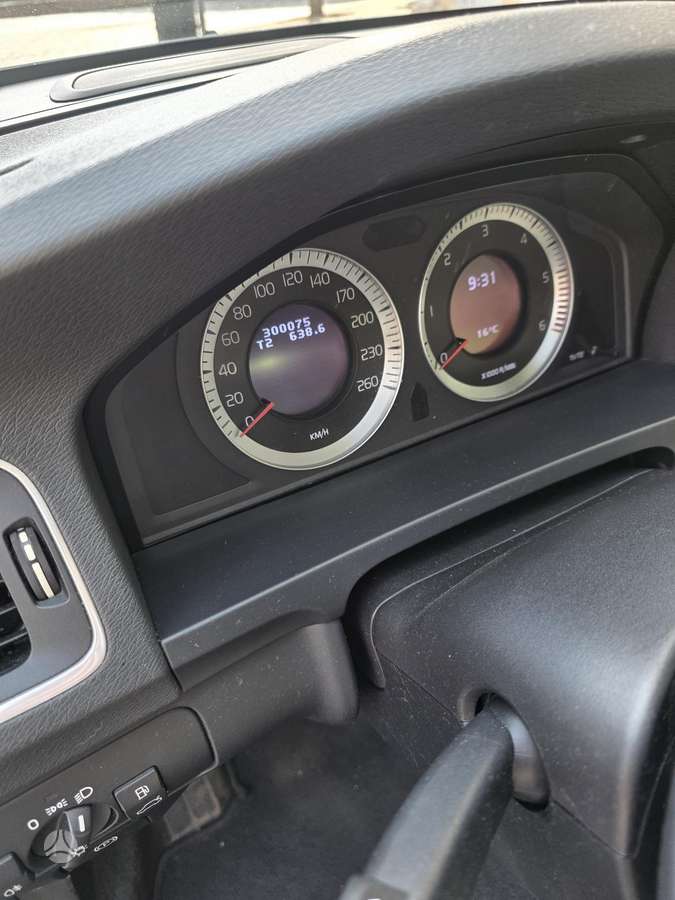 Volvo V60, 2.0 l., universalas