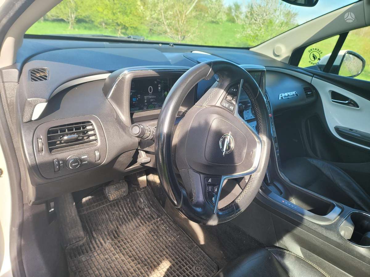 Opel Ampera, 1.4 l., hatchback