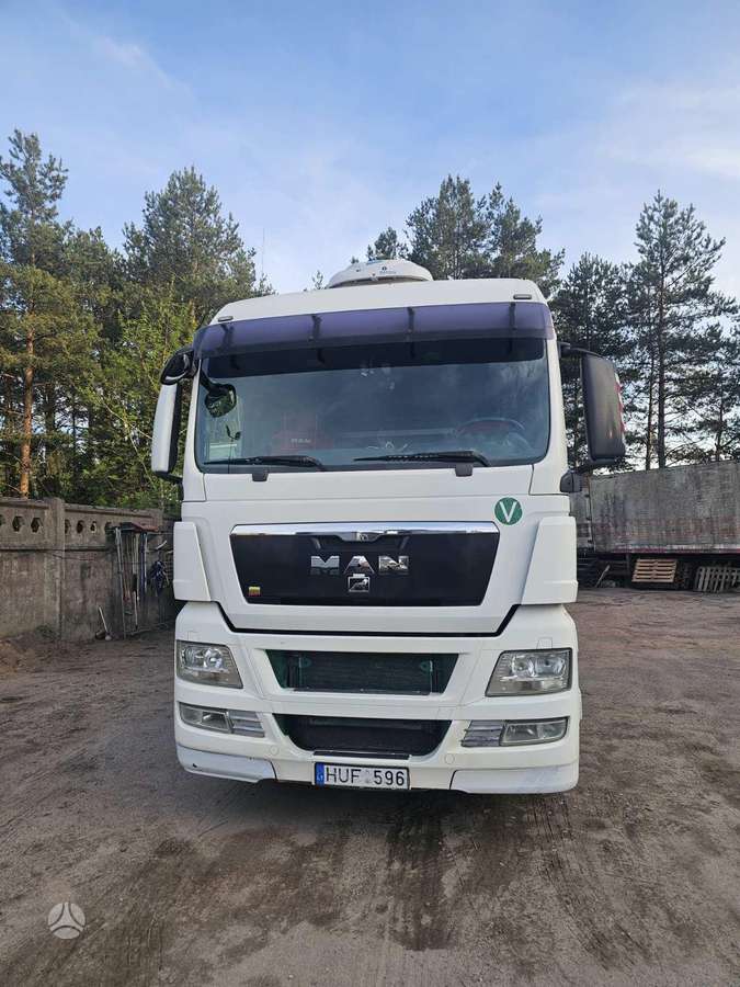 MAN TGX 18440, double sleeper