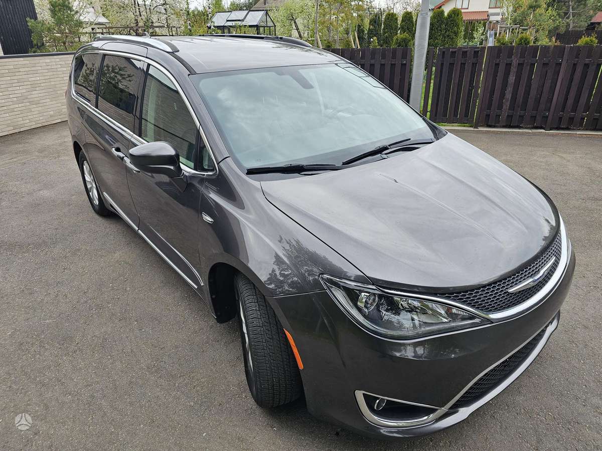 Chrysler Pacifica, 3.6 l., Минивэн