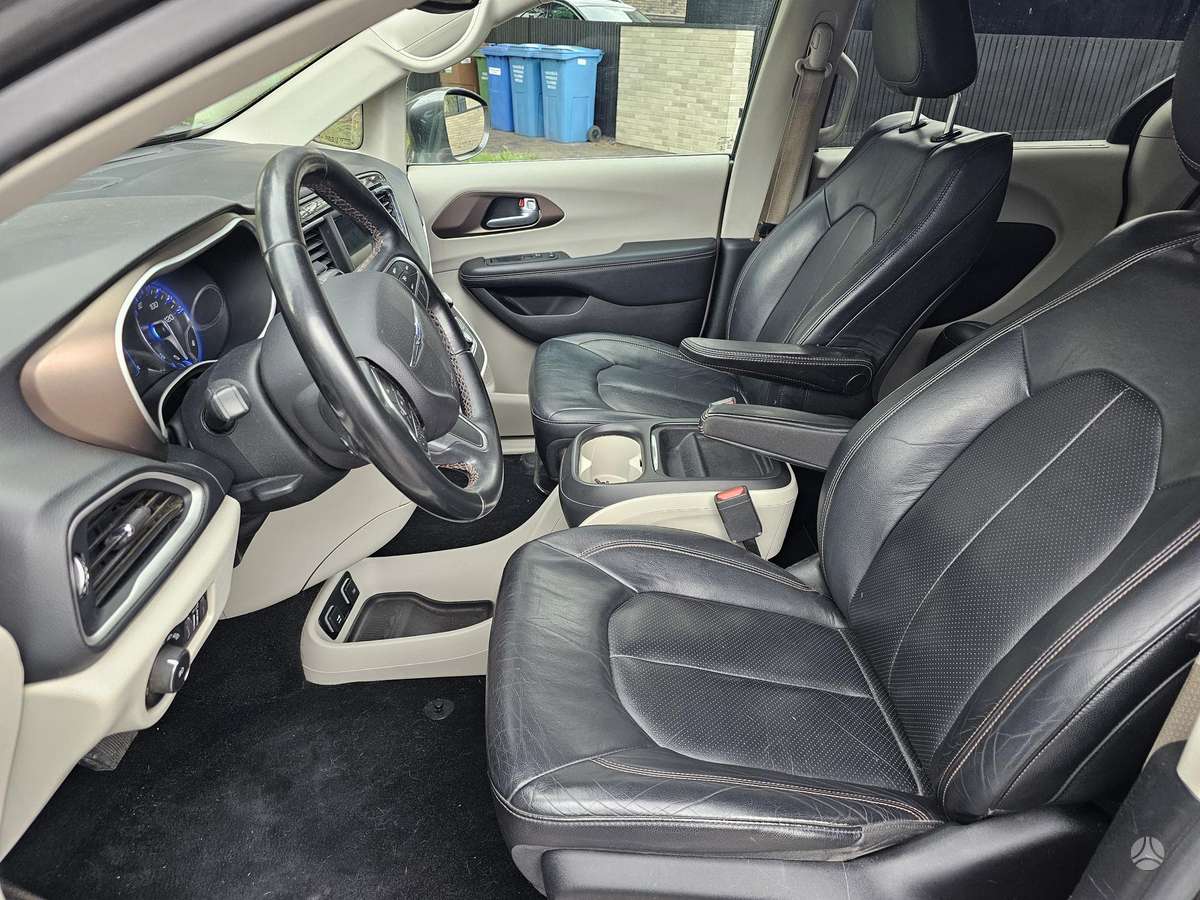 Chrysler Pacifica, 3.6 l., Минивэн