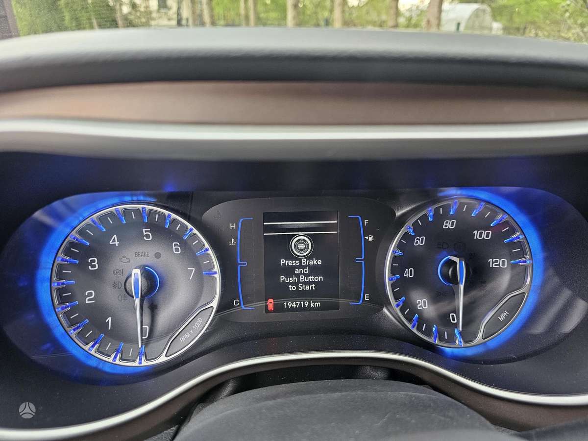 Chrysler Pacifica, 3.6 l., Минивэн