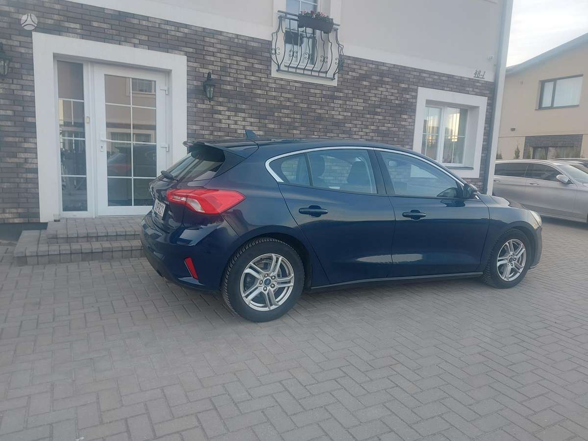 Ford Focus, 1.0 l., hatchback