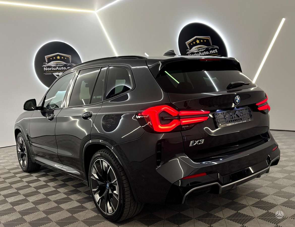 BMW iX3, off-road / crossover