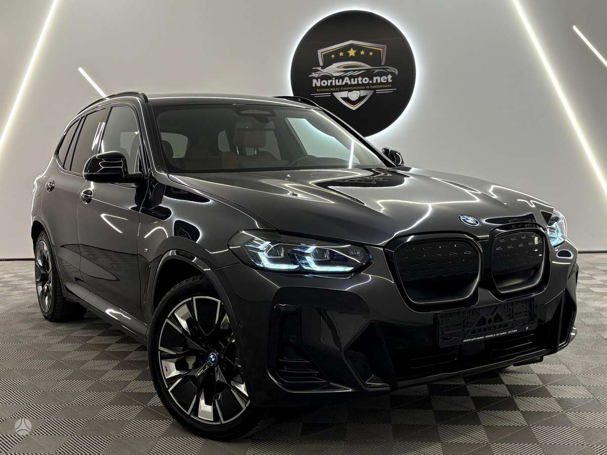 BMW iX3, Внедорожник / Кроссовер