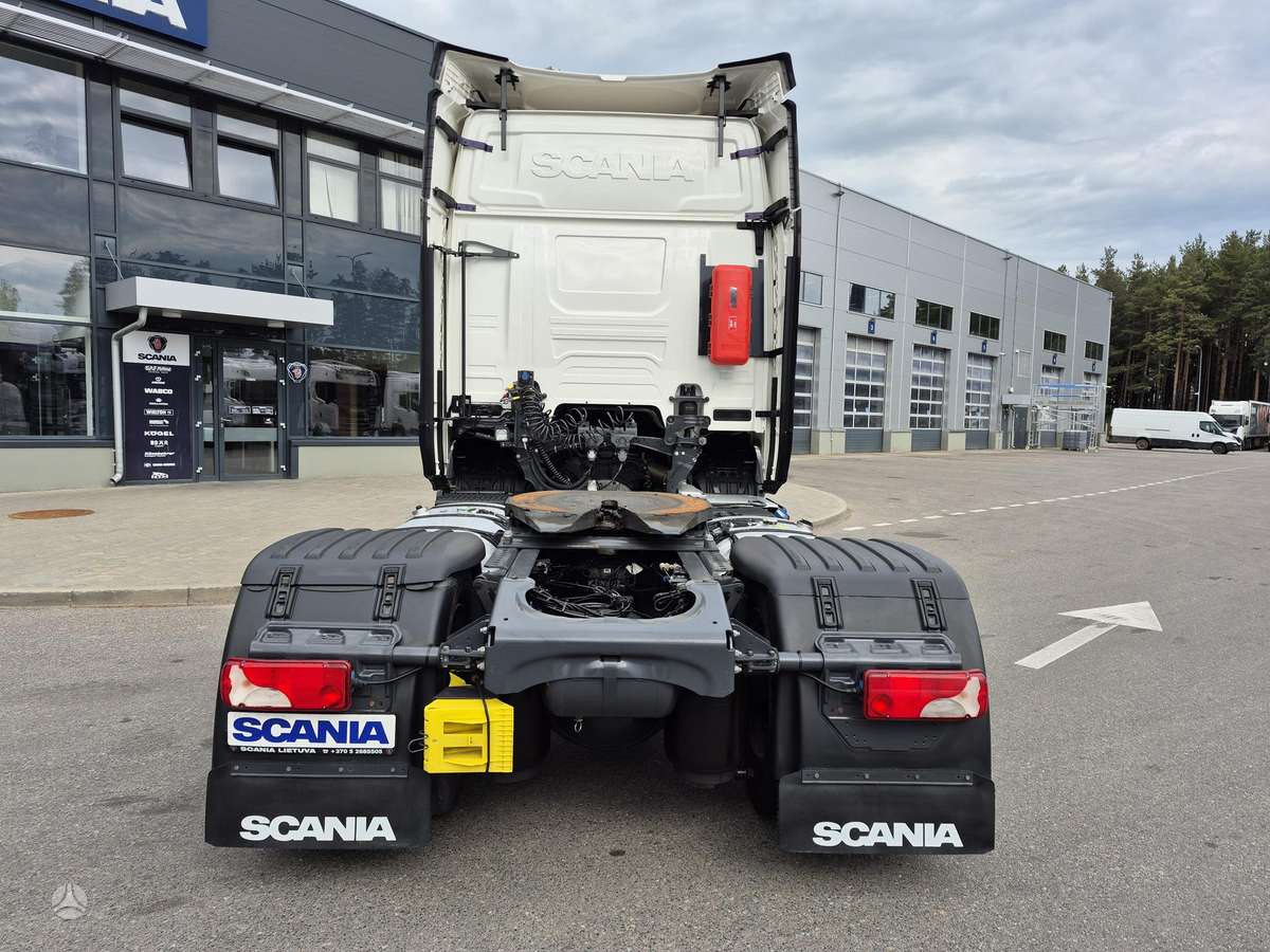Scania R460A4x2NA, double sleeper