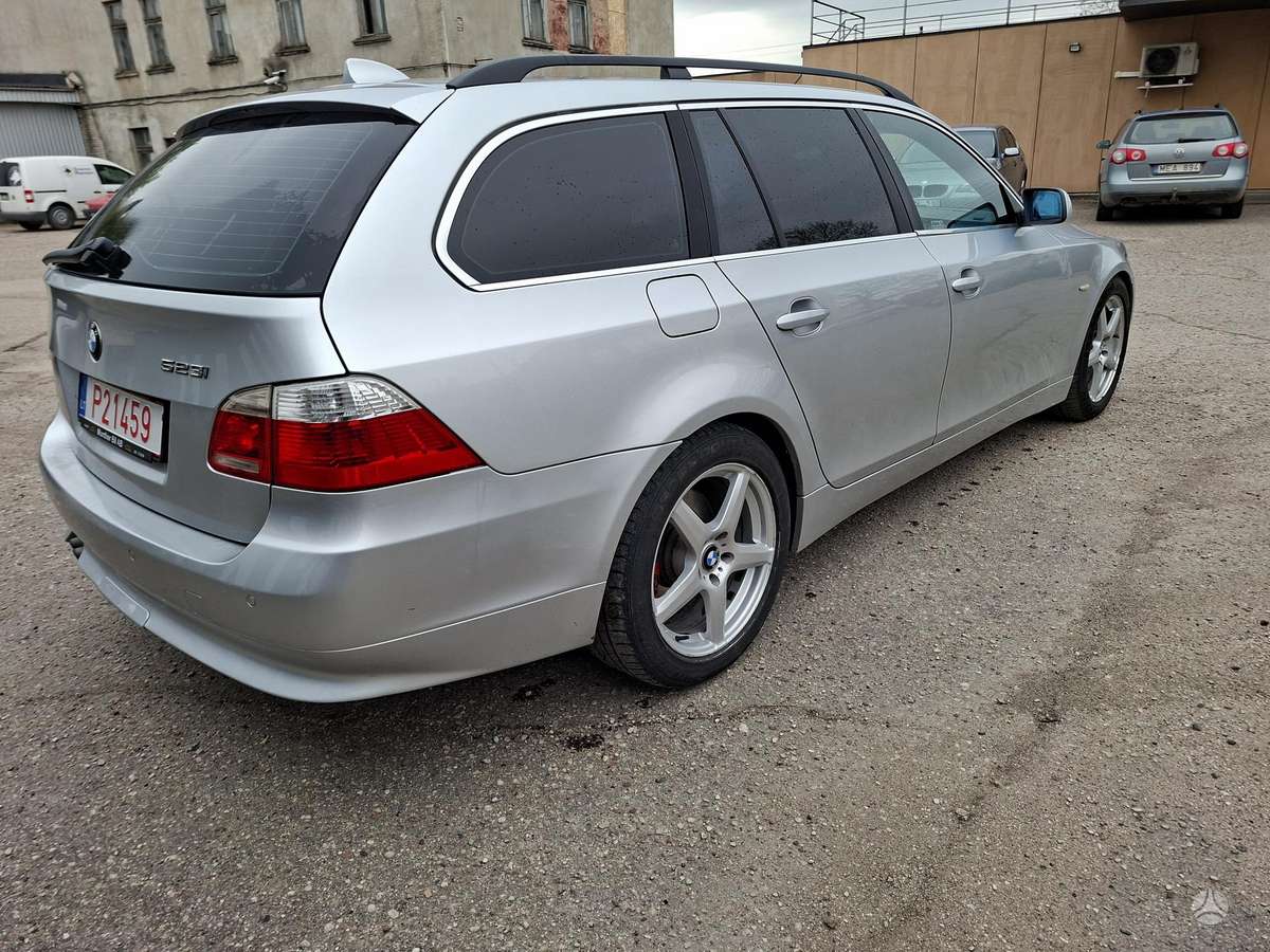 BMW 523, 2.5 l., Универсал
