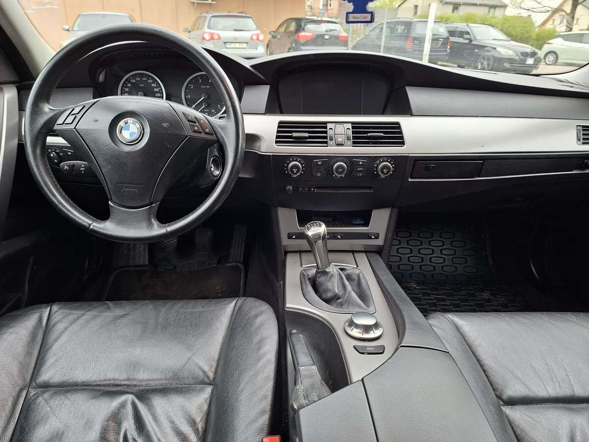BMW 523, 2.5 l., Универсал