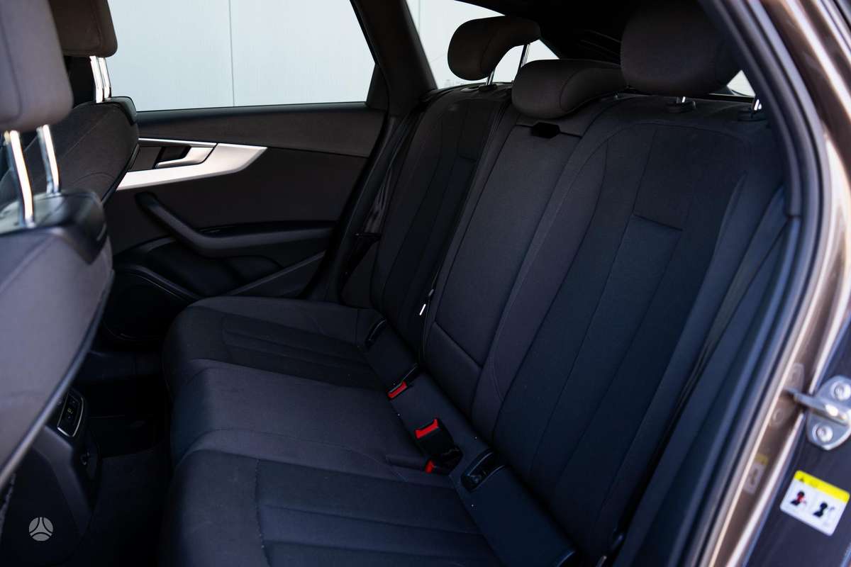 Audi A4, 1.4 l., Универсал