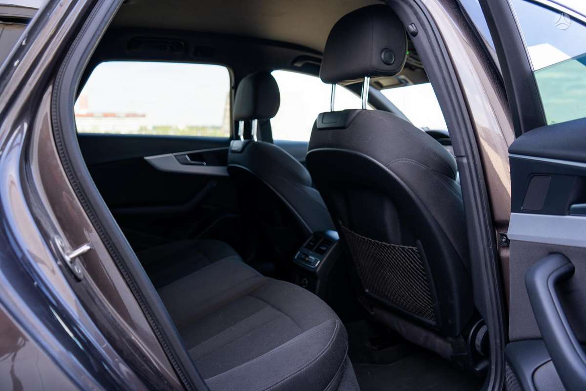 Audi A4, 1.4 l., Универсал