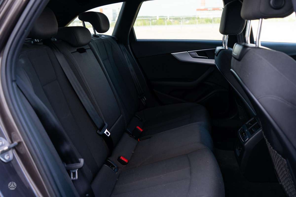 Audi A4, 1.4 l., Универсал