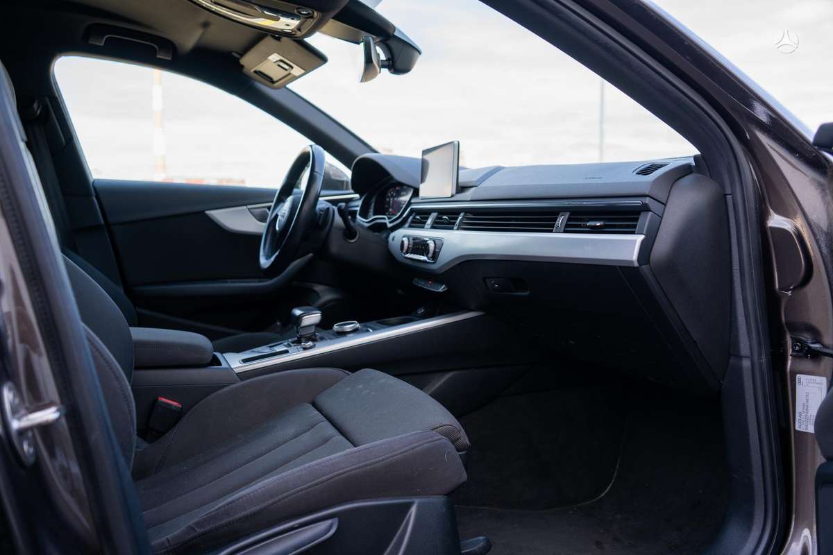 Audi A4, 1.4 l., Универсал