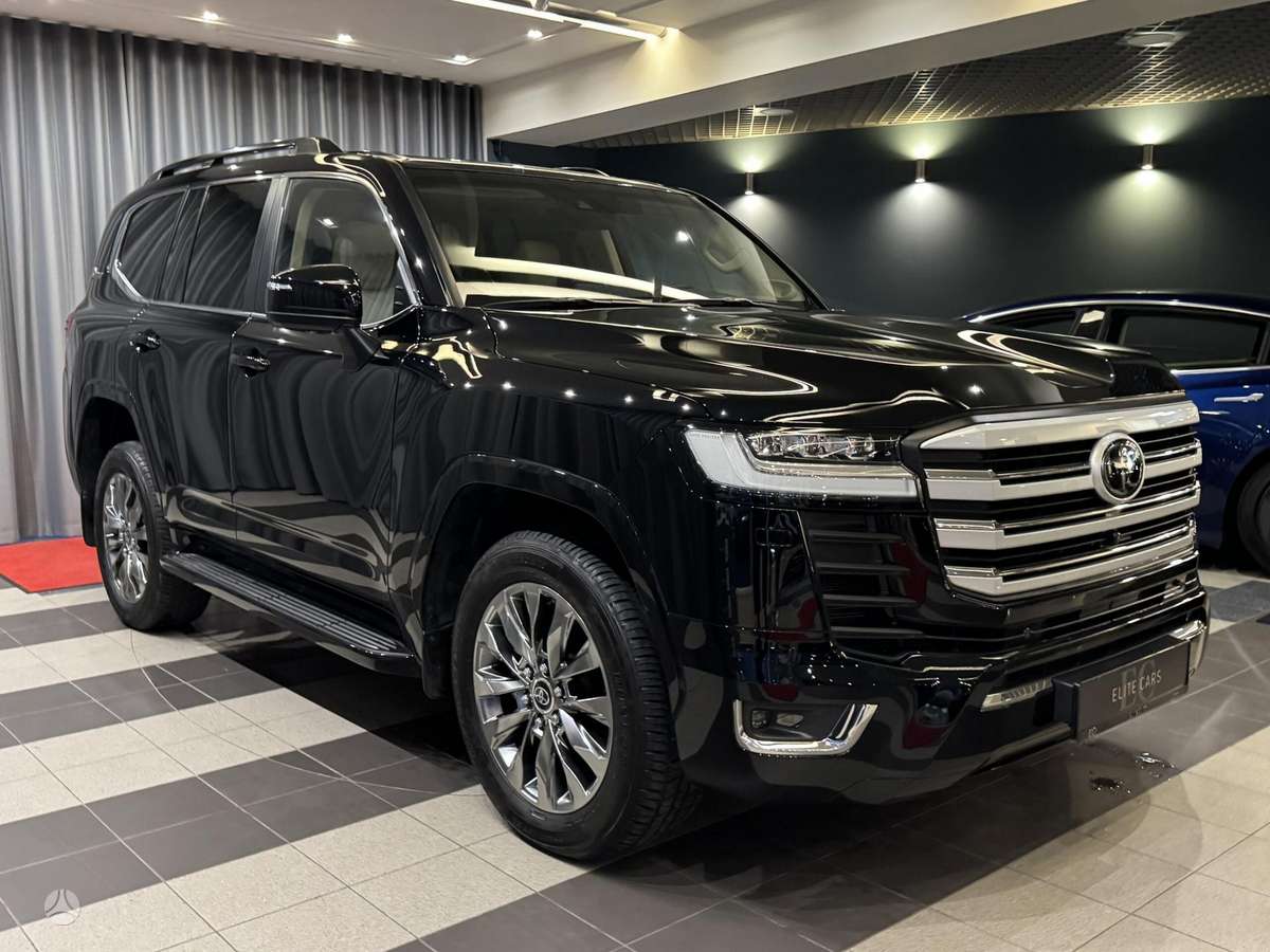 Toyota Land Cruiser - 3