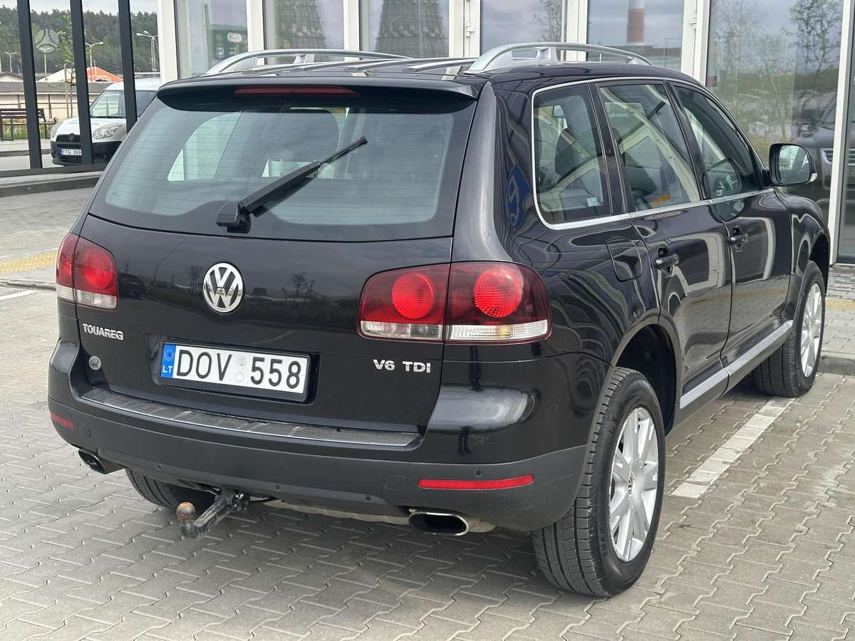 Volkswagen Touareg - 4