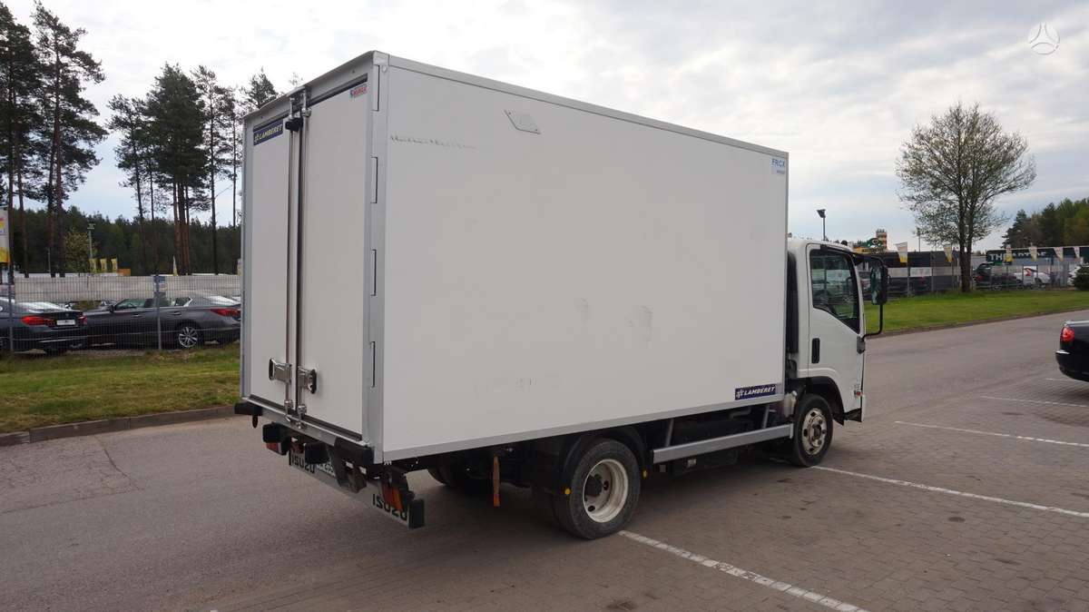 Isuzu NP35, рефрижераторы